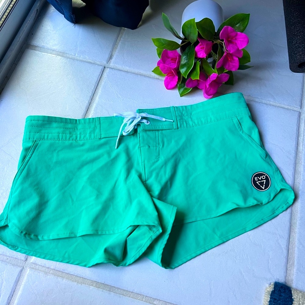 Evo Women's Green Athletic Swim Shorts